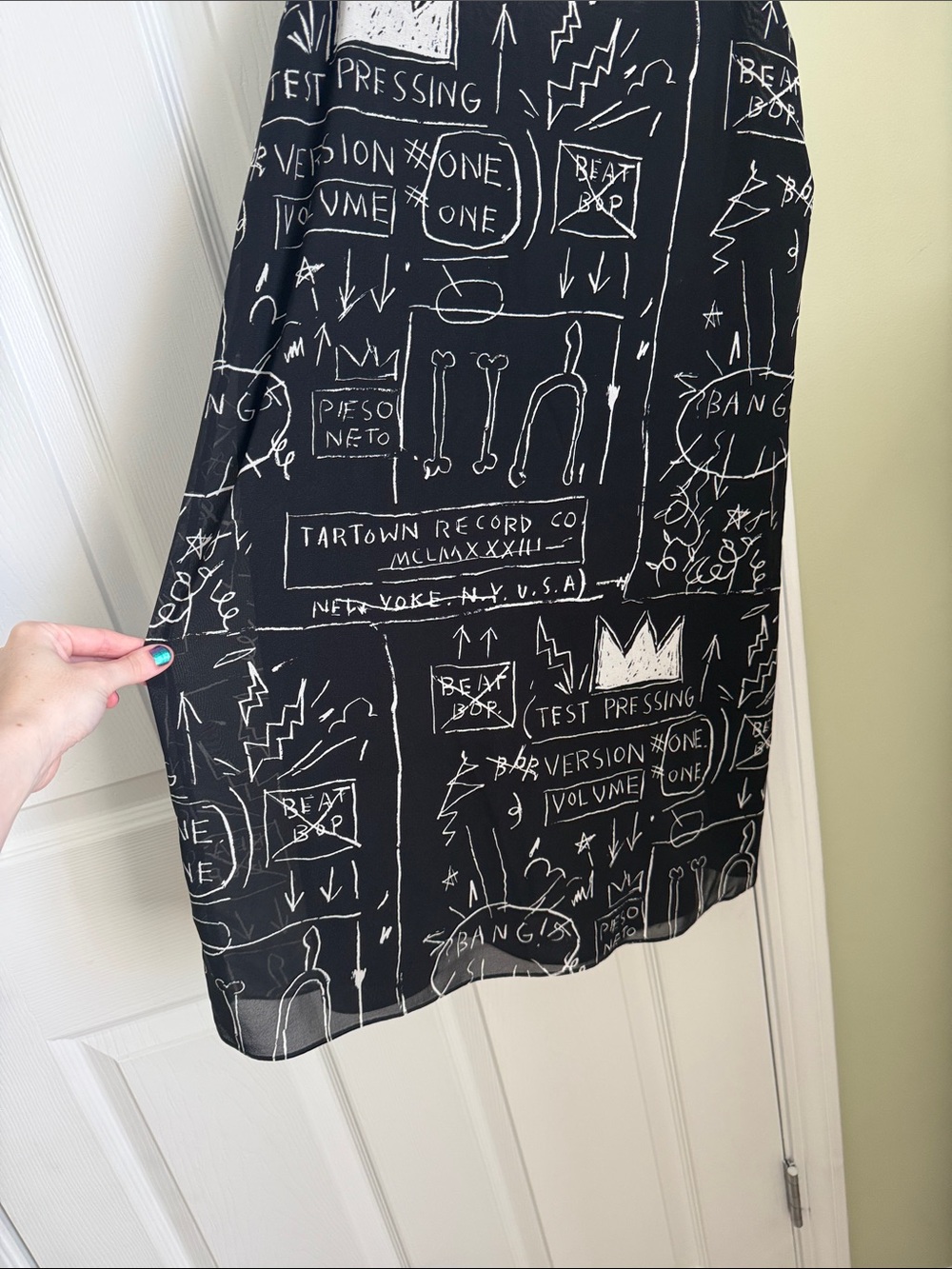 Alice + Olivia x Basquiat Emmie Slip Dress Size S - Picture 3 of 7